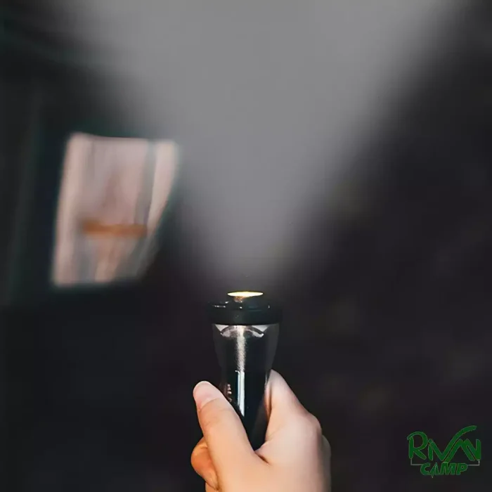 نوردهی بالا چراغ قوه بلک داگ مدل BD- LYD006