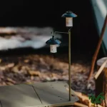 امکان آویزان کردن چراغ میز کمپینگ تاشو نیچرهایک مدل CNK2450JJ025